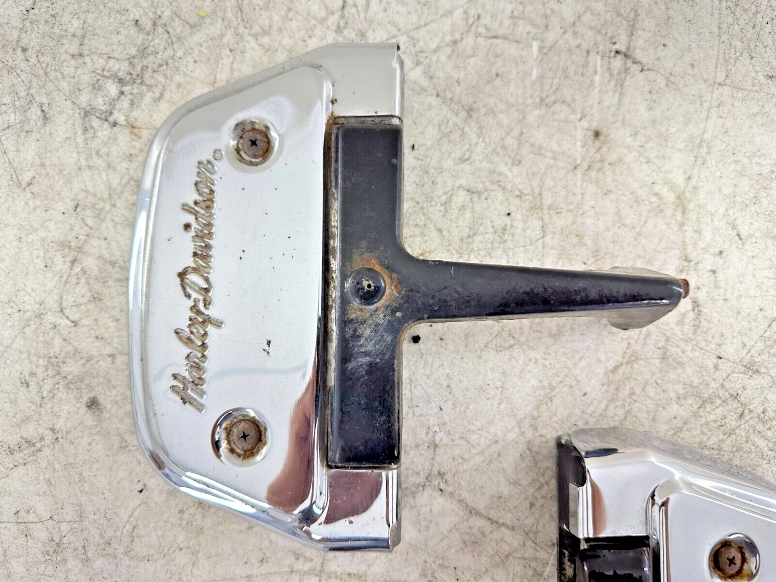 1999 HARLEY FLH ELECTRA GLIDE Passenger Floorboards Foot Rest Pad