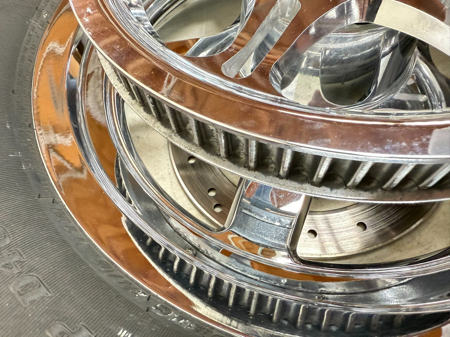 2003 HARLEY DYNA WIDE GLIDE 16" Thunder star  Rear Wheel Rim Full Chrome NICE! 
