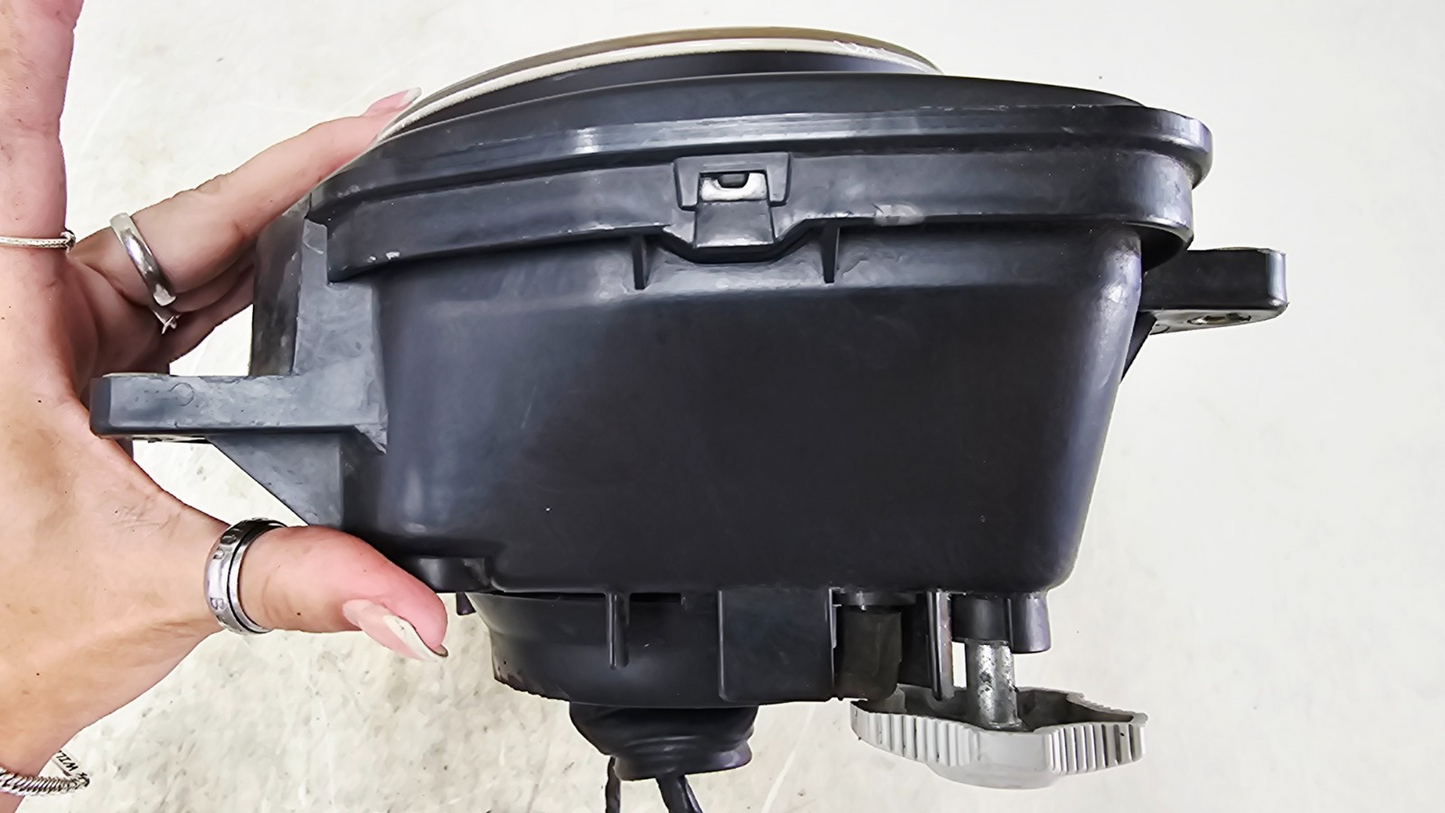 2000 HONDA VALKYRIE INTERSTATE Headlight Front Head Lamp Housing