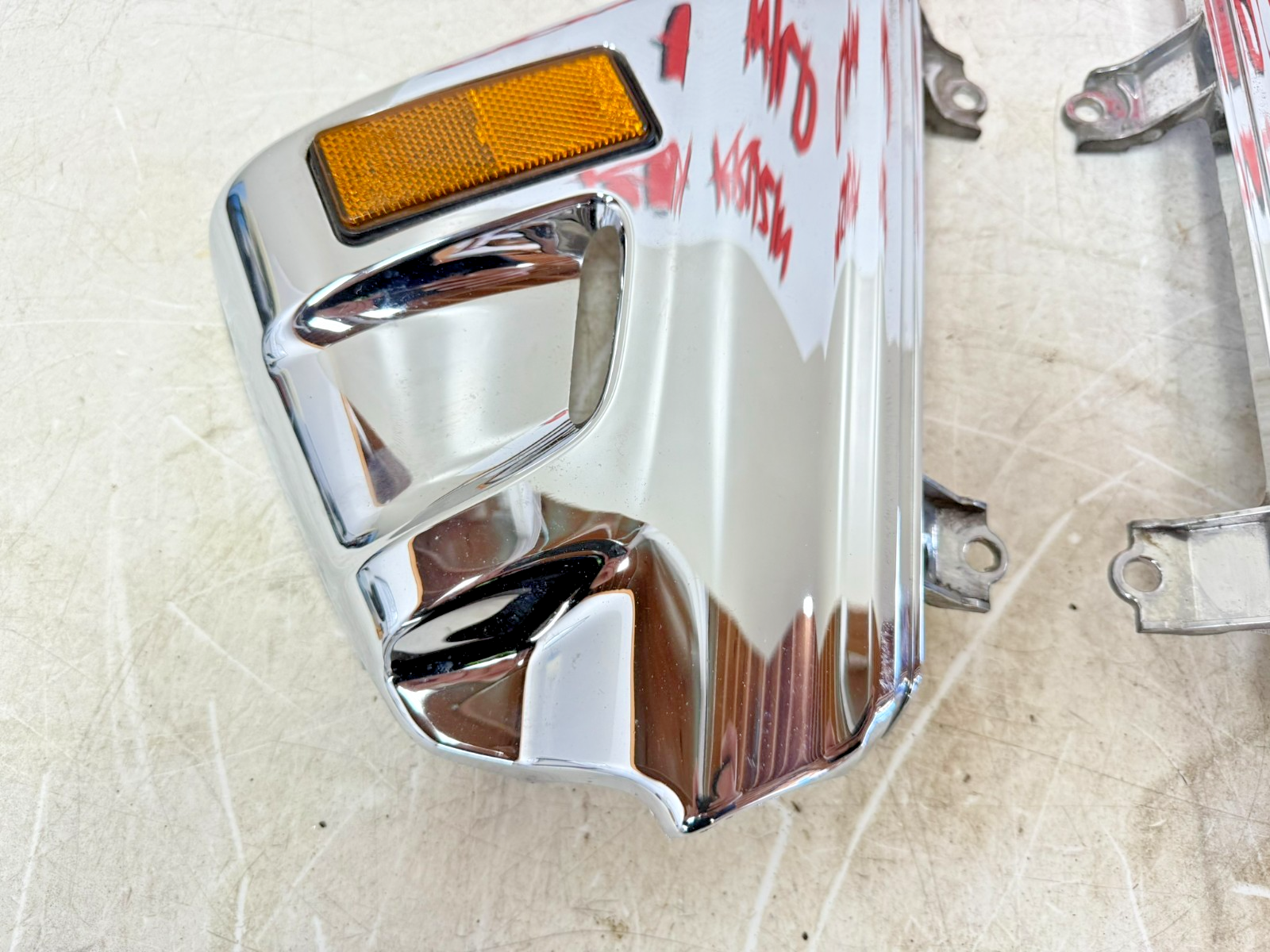 2002 Honda Goldwing GL1800 Front Fender Wheel Fork Cover Set Chrome