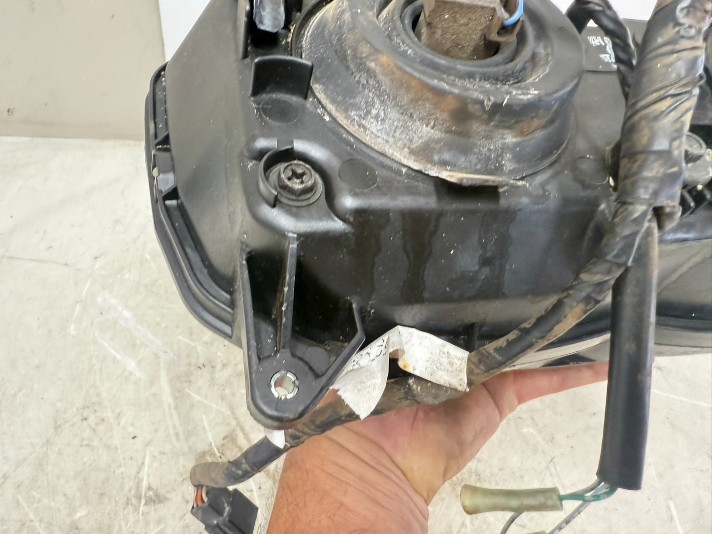 2001 HONDA VALKYRIE INTERSTATE Headlight Front Headlamp Housing