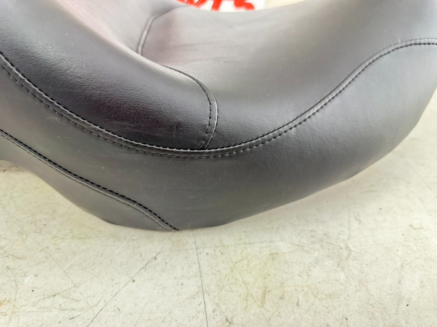 1999 HARLEY DYNA OEM HD Driver Passenger Seat Saddle Black NOS