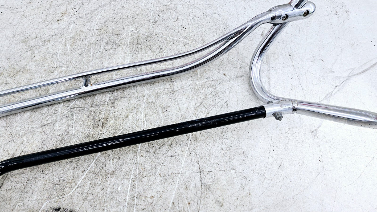 1998 HARLEY FLH ROADKING Chrome Saddlebag Surround Bumper Guard Bars