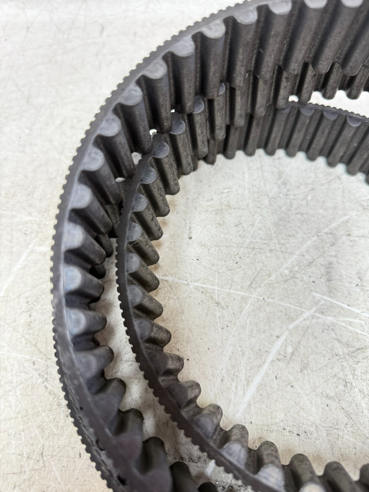 2003 HARLEY ELECTRA GLIDE OEM Final Drive Belt 139T 1-1/2"