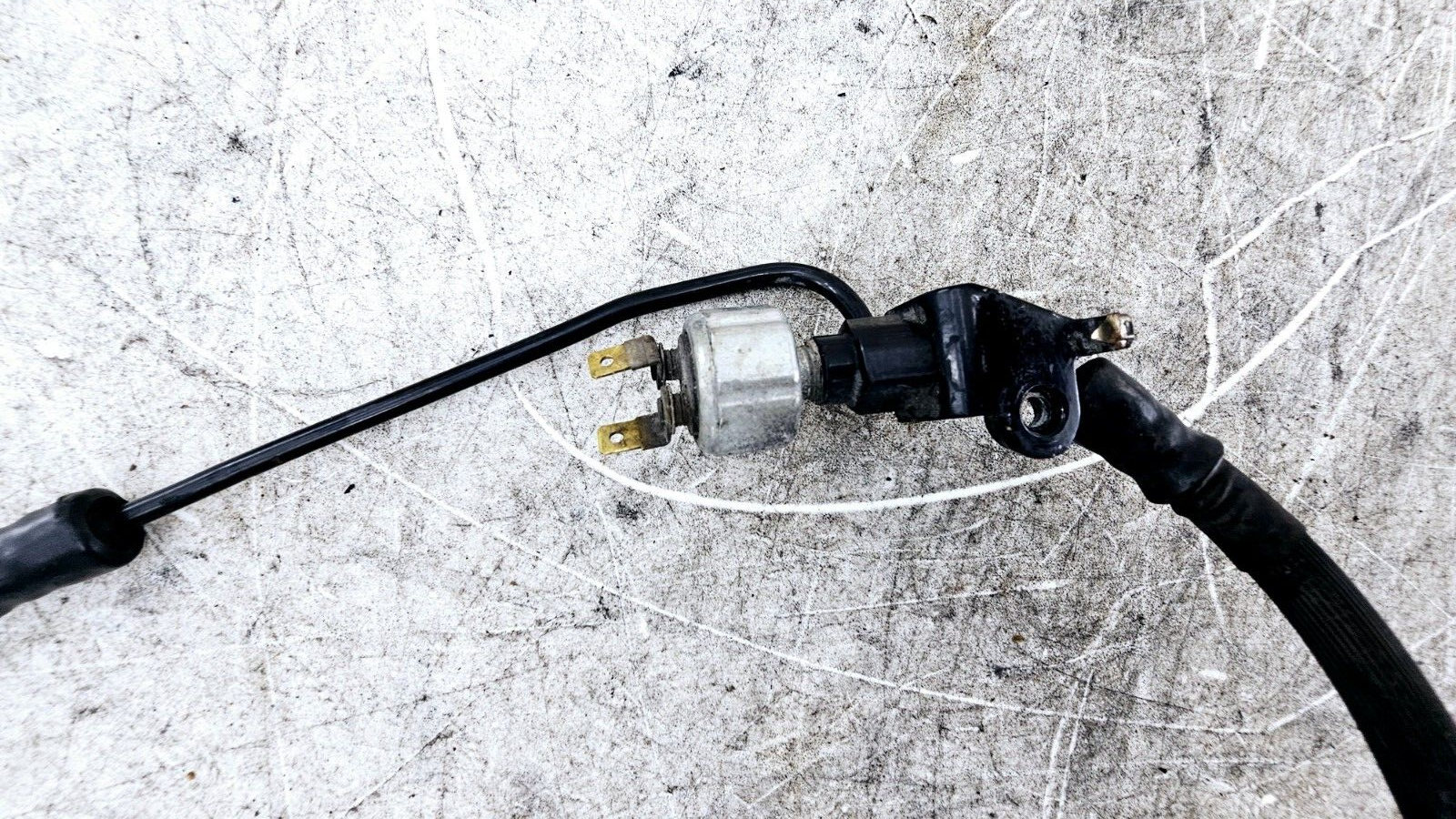 1994 HARLEY FLH ELECTRA GLIDE Rear Brake Master Cylinder Reservoir Cable Lines