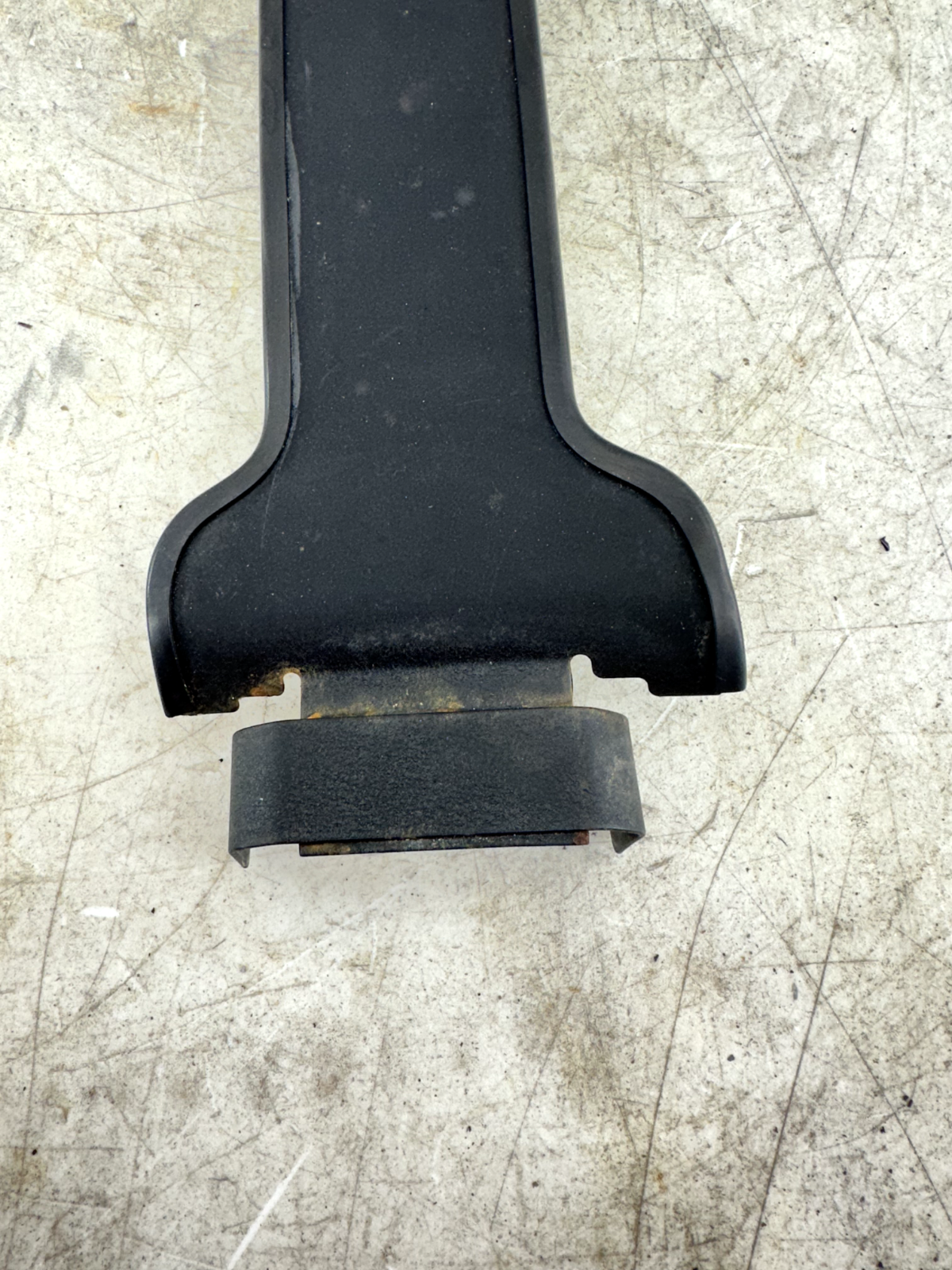 1997 HARLEY DYNA Black Gas Tank Console Trim Bib Speedometer Sorround