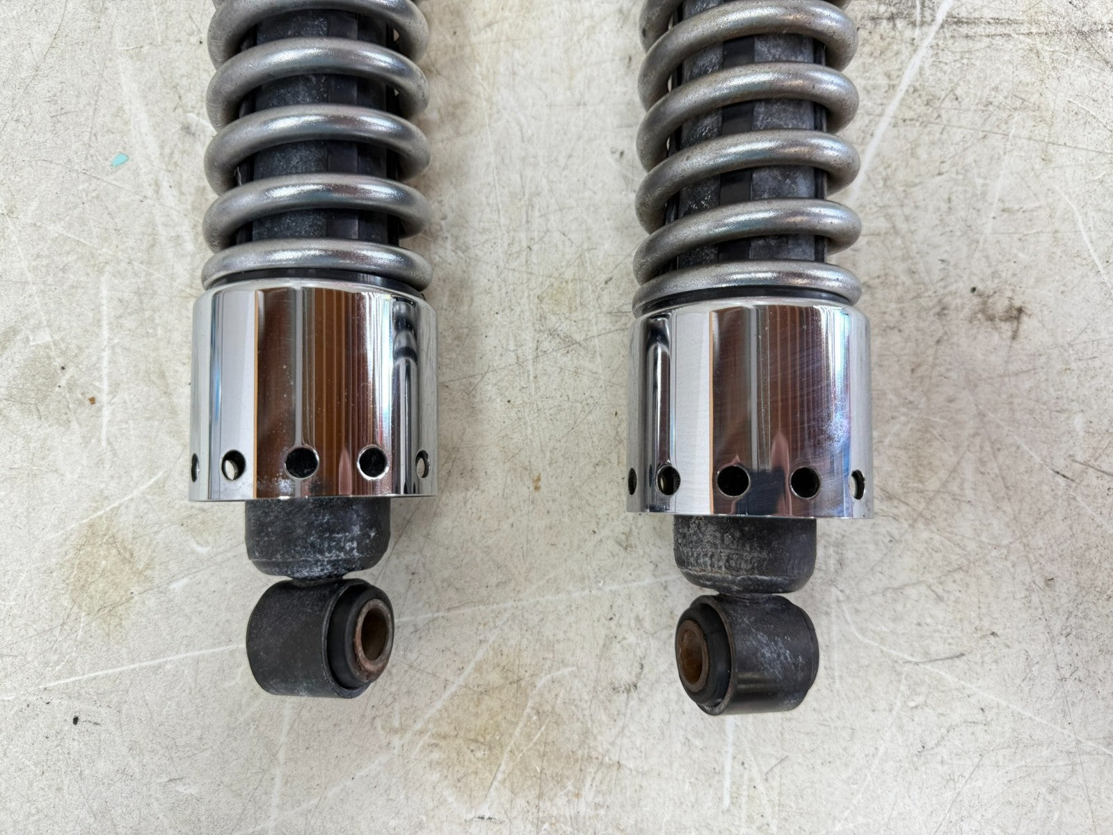 2003 HARLEY DYNA WIDE GLIDE Rear Shocks Suspension Chrome 13"