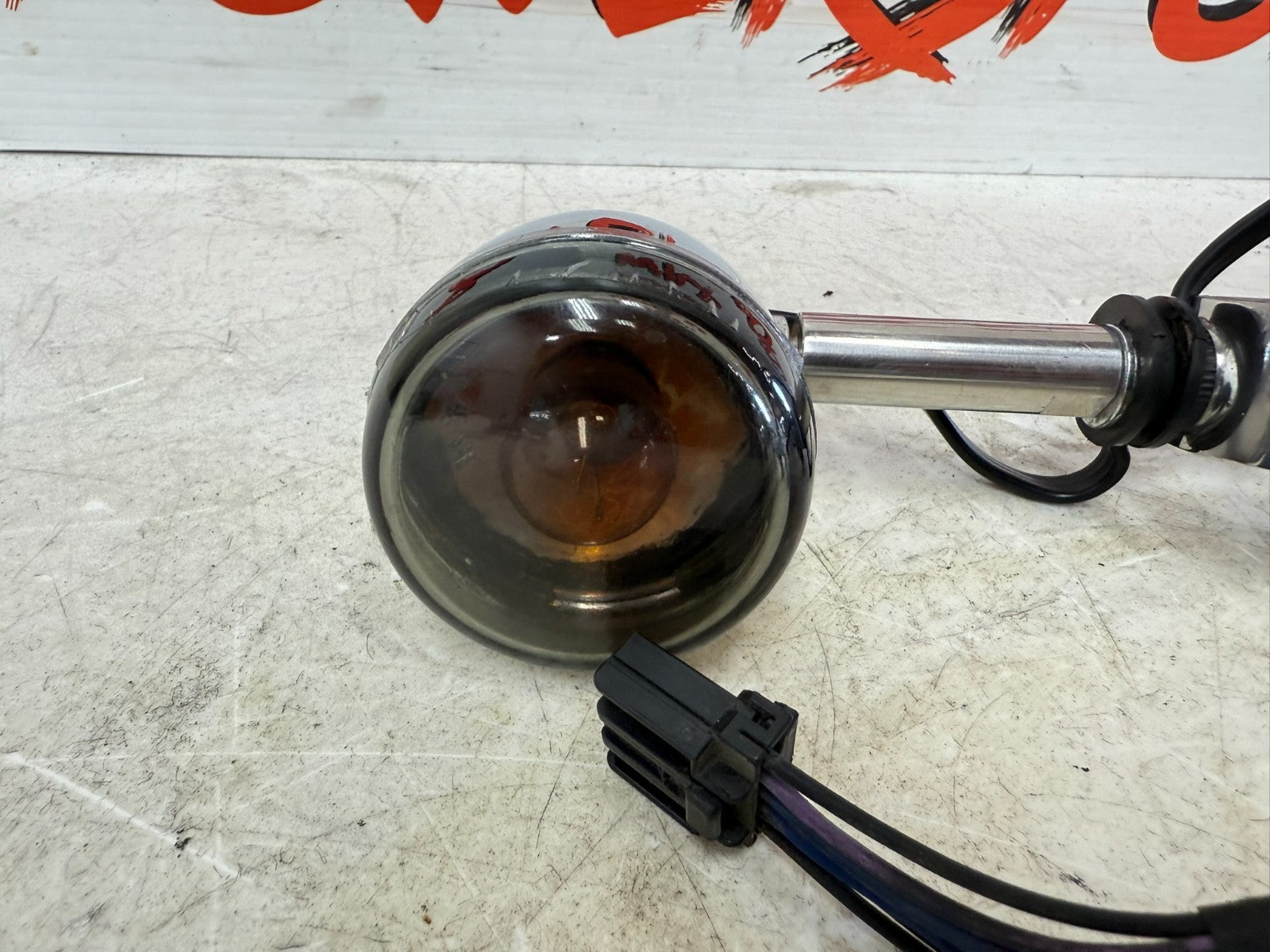 2003 HARLEY DYNA WIDE GLIDE OEM Front Left Right Turn Signal Indicators Clamp On