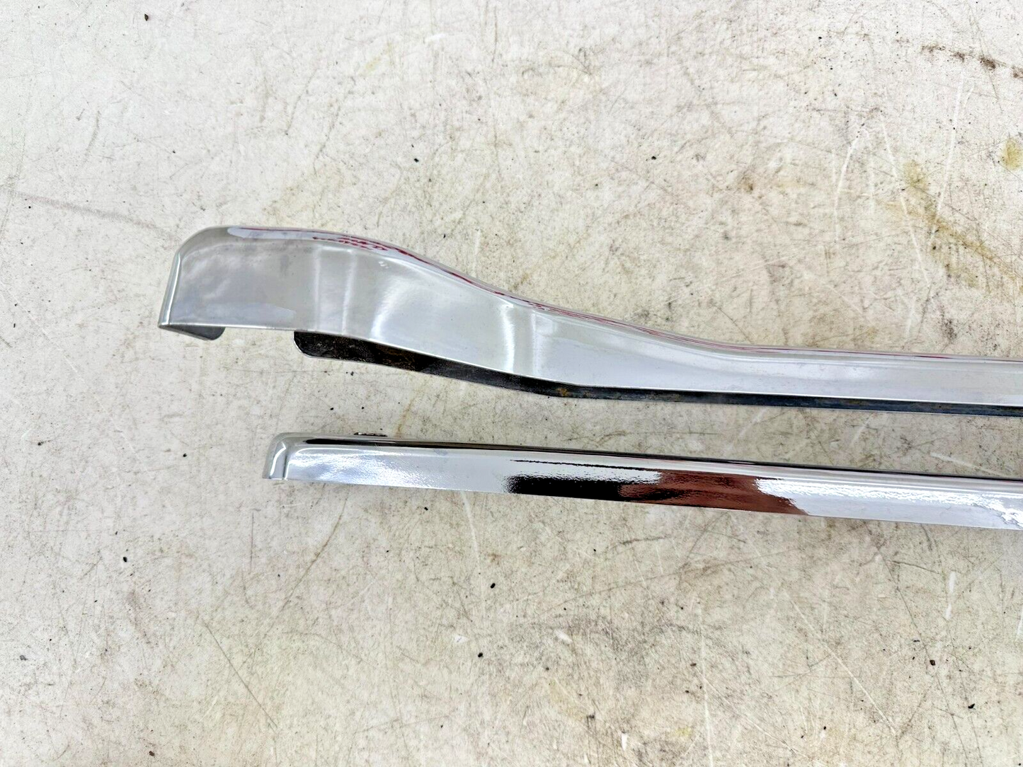 1997 HARLEY DYNA OEM HD Rear Fender Frame Strut Arm Bars