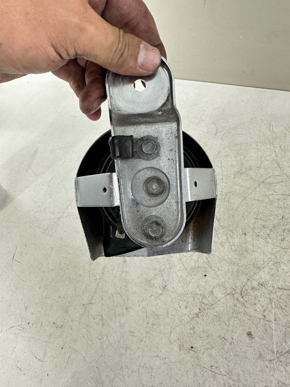 2003 HARLEY DAVIDSON SOFTAIL Horn & Chrome Cover