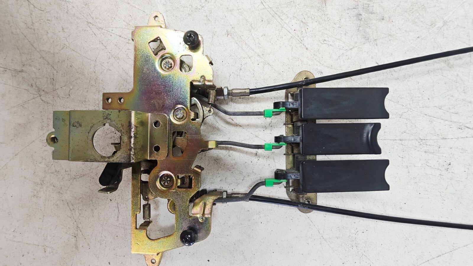 1995 HONDA GOLDWING GL1500 Trunk Saddlebag Lock Latch Release Cover Lever