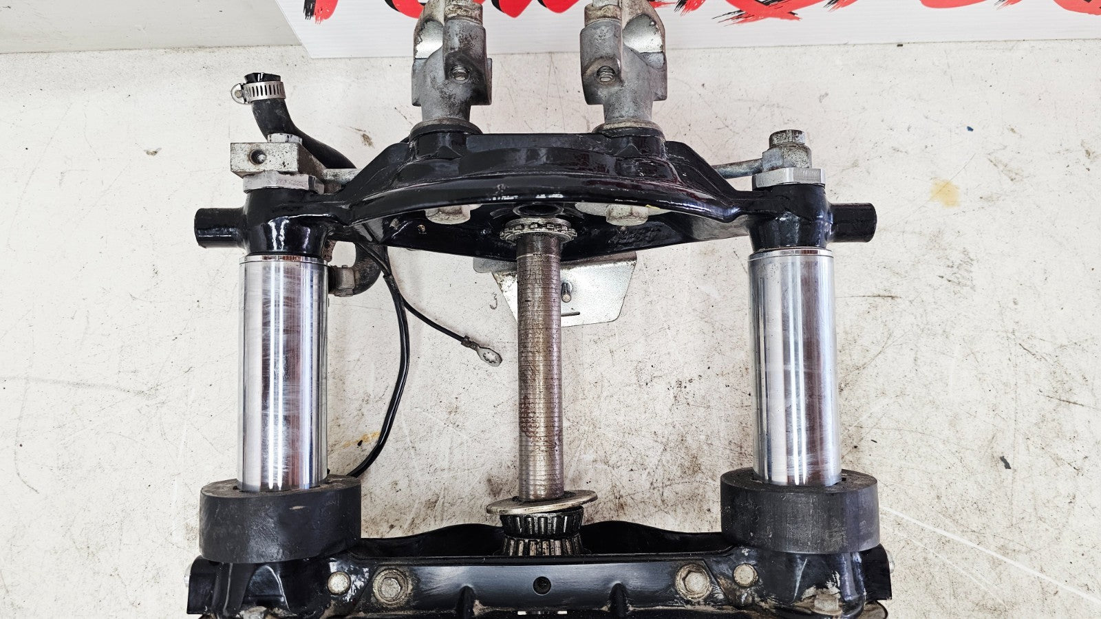 1996 HARLEY FLH ELECTRA GLIDE OEM HD Forks Front End Suspension Triple Tree Axle