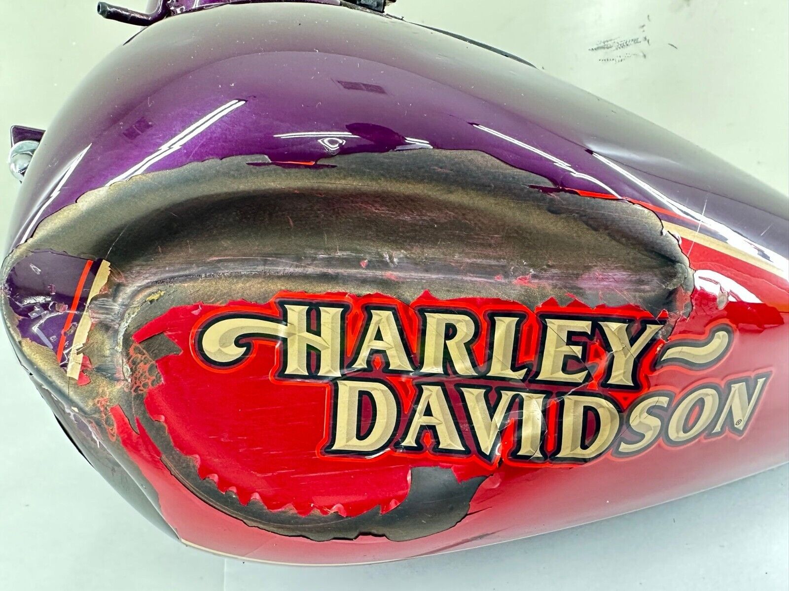 1996 HARLEY DAVIDSON DYNA Gas Fuel Tank FXDS Con