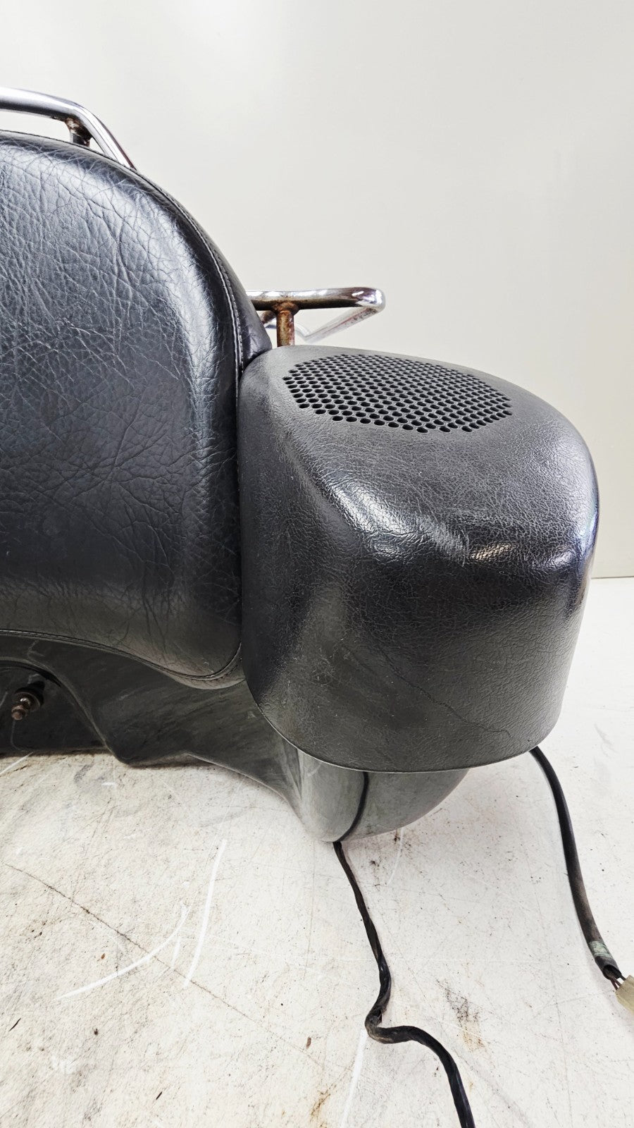 2000 HONDA VALKYRIE INTERSTATE Rear Back Trunk Luggage Speaker Lid Storage Box