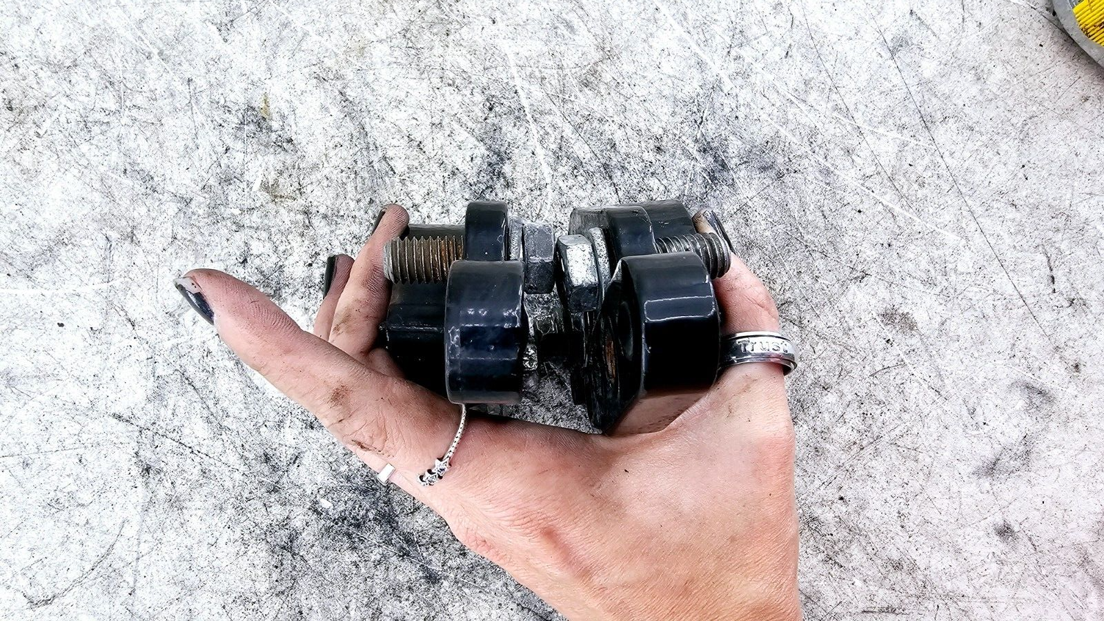 1998 HARLEY FLH ROADKING Rear Fork Swingarm Arm Mount Brackets