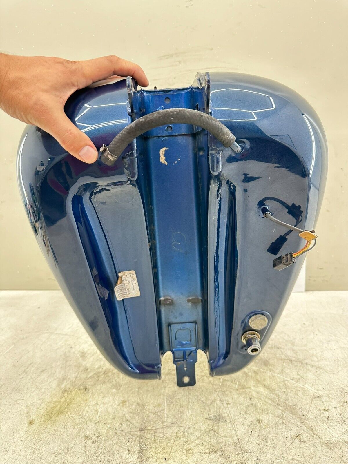 2002 HARLEY SOFTAIL OEM HD EFI Gas Fuel Tank Nice Paint