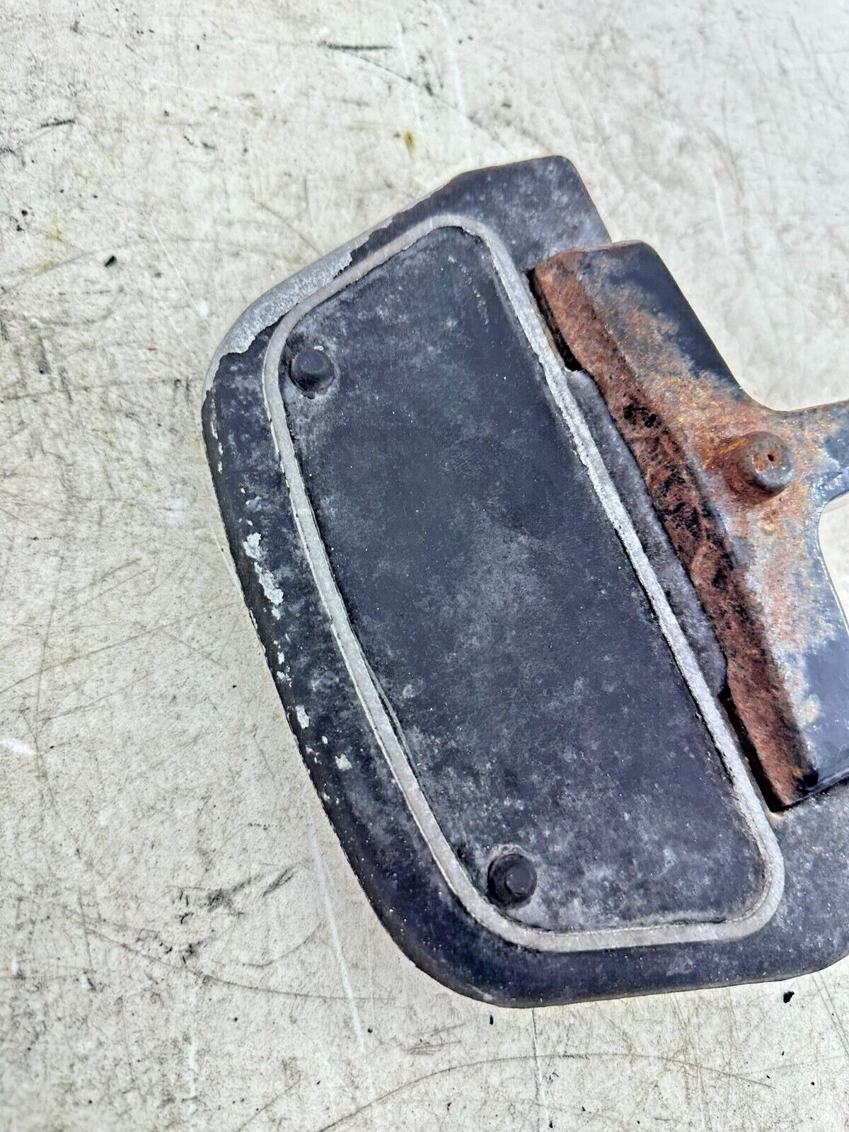 1999 HARLEY FLH ELECTRA GLIDE OEM HD Passenger Floorboards Foot Rest Pad