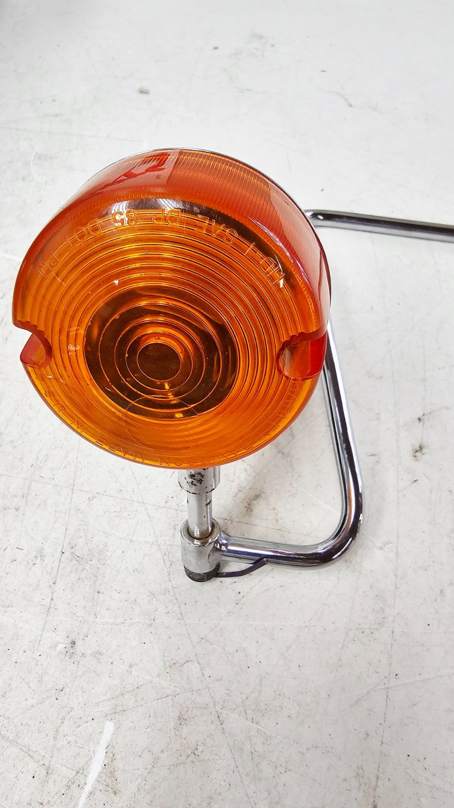 1997 HARLEY DYNA OEM HD Leather Saddlebag & Support Arm Bars Turn Signal Light