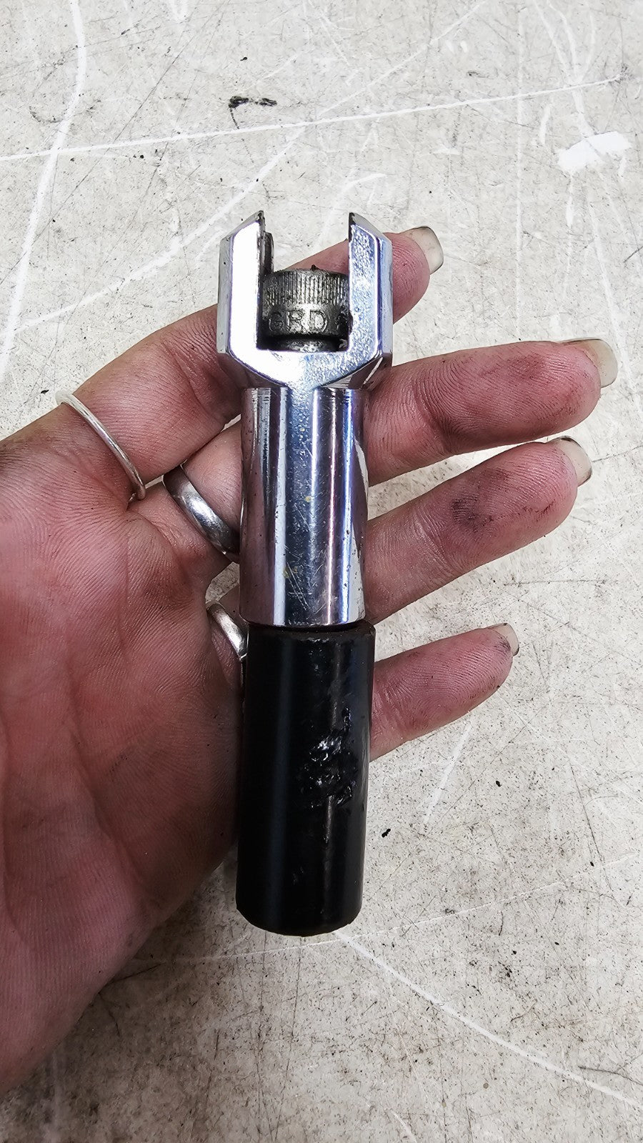 2000 HARLEY SOFTAIL DEUCE Chrome Passenger Footpeg Peg Bracket Mount Support