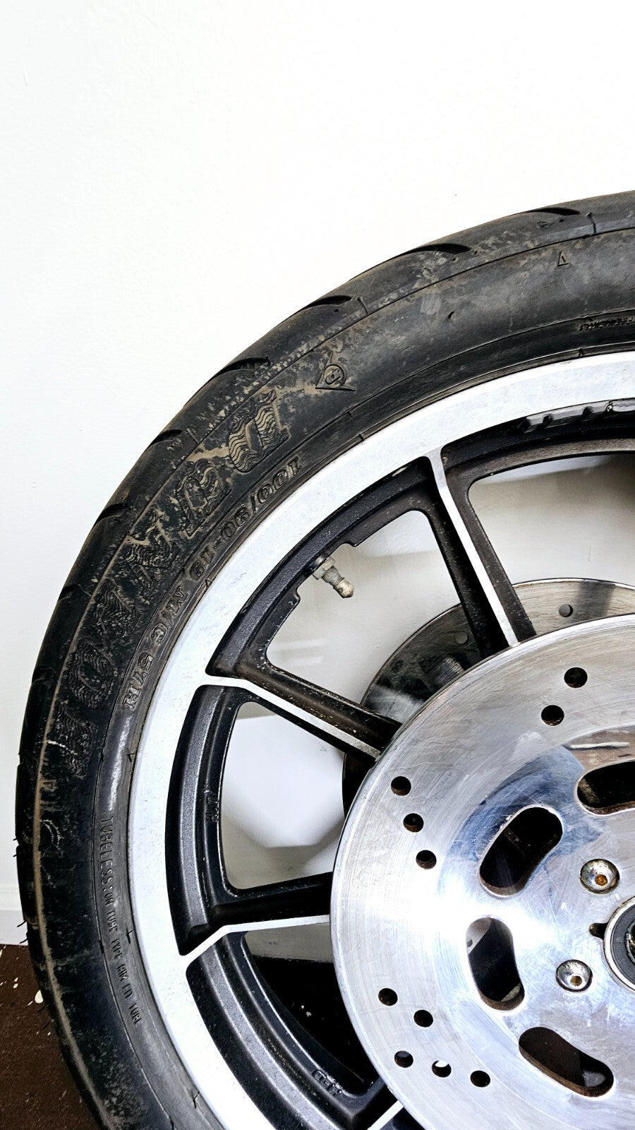 1995 HARLEY DYNA CONVERTIBLE 19x2.15 Front Wheel Rim Tire Dual Brake Rotor