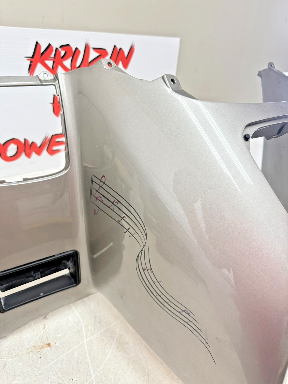 2002 Honda Goldwing GL1800 Front Dash Gas Tank Stereo Radio Fairing Cover Cowl 