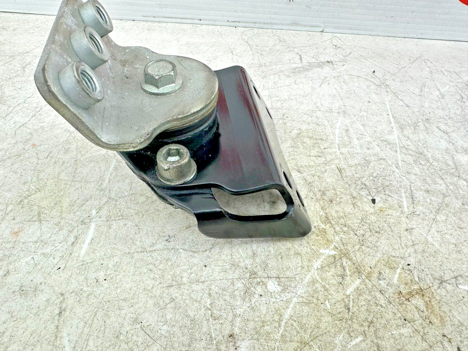 2003 Harley Davidson V Rod VRSCA Rubber Engine Motor Mount