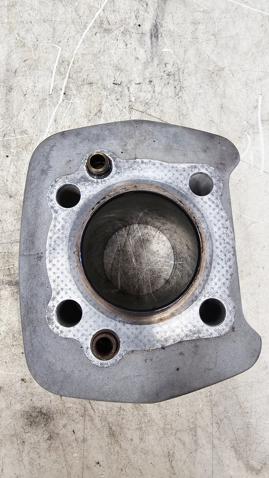 2001 Harley Davidson Sportster 883 Engine Motor Cylinders Jugs Piston top end