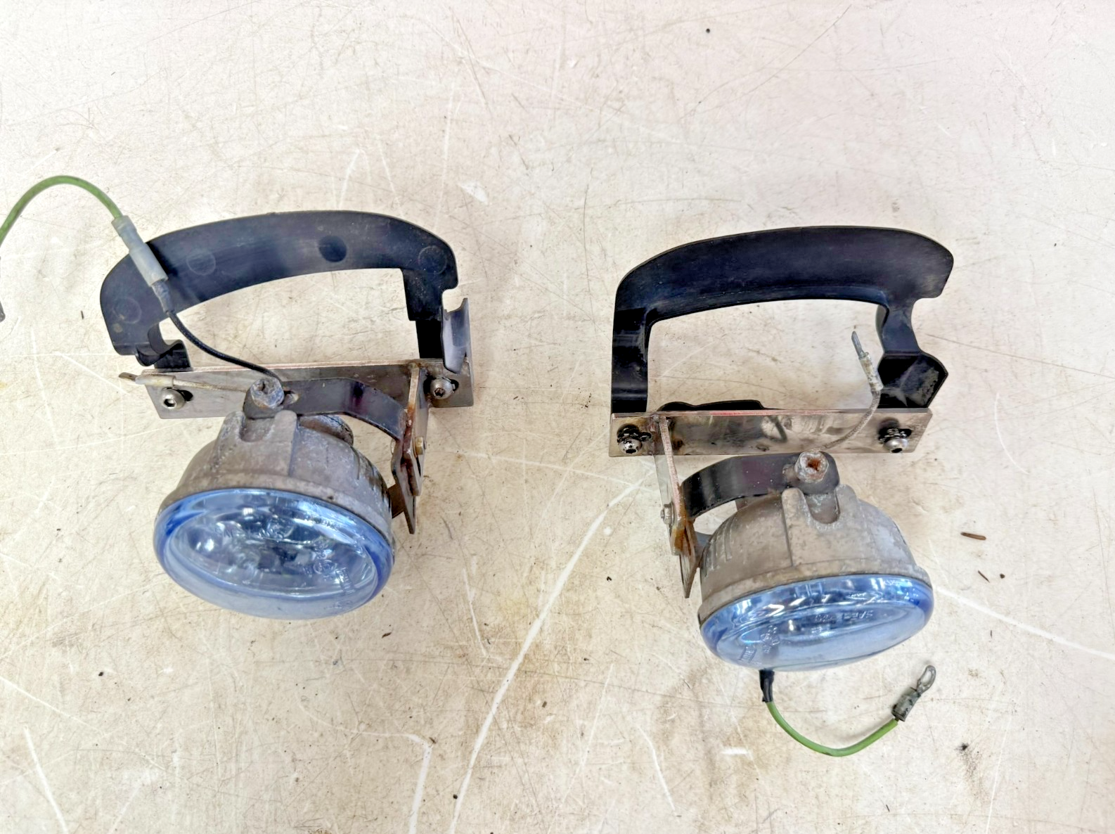 2002 Honda Goldwing GL1800 Fog Light Lamp Right Left Blue Lens w/ Mount Bracket