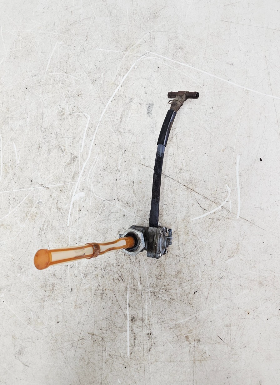 2000 HONDA VALKYRIE INTERSTATE OEM Petcock Gas Tank Fuel Valve