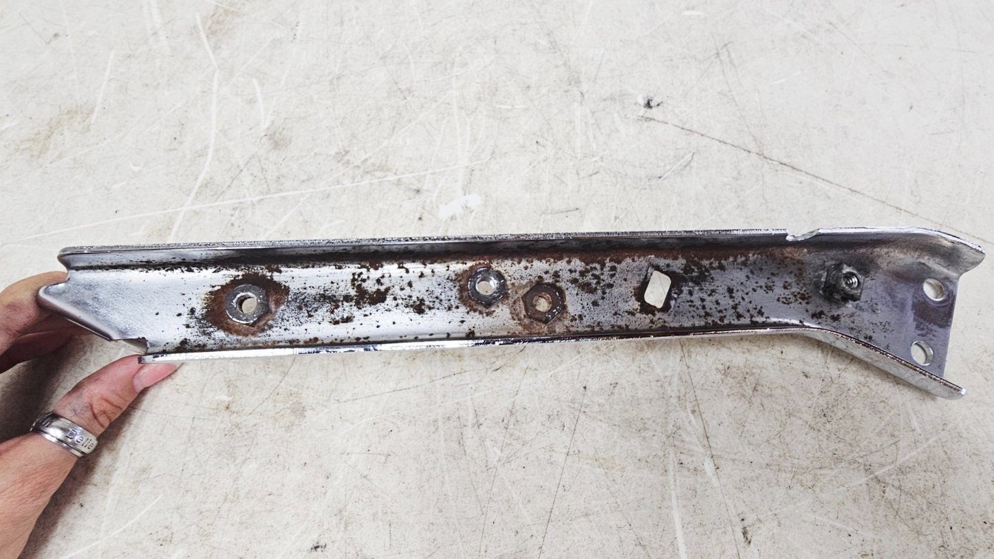 1996 HARLEY FLH ELECTRA GLIDE Left Right Chrome Saddlebag Guard Frame Bracket