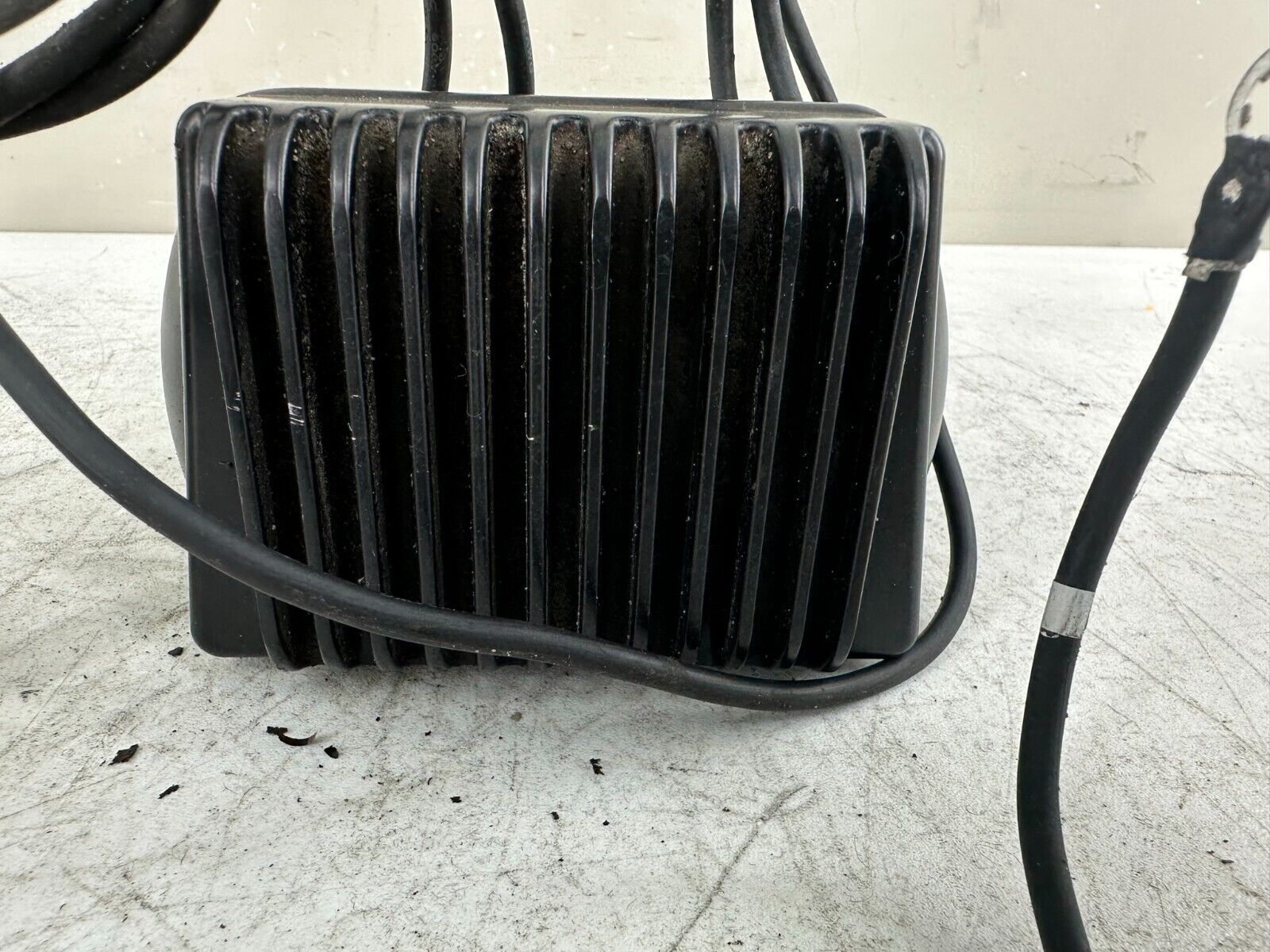 1996 HARLEY FLH ROADKING Touring Battery Voltage Regulator