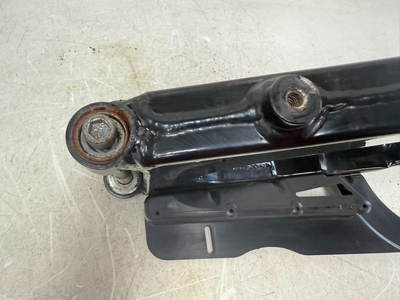 2003 Harley Davidson Sportster OEM Rear Swingarm Swing Arm Suspension Axle Bolt