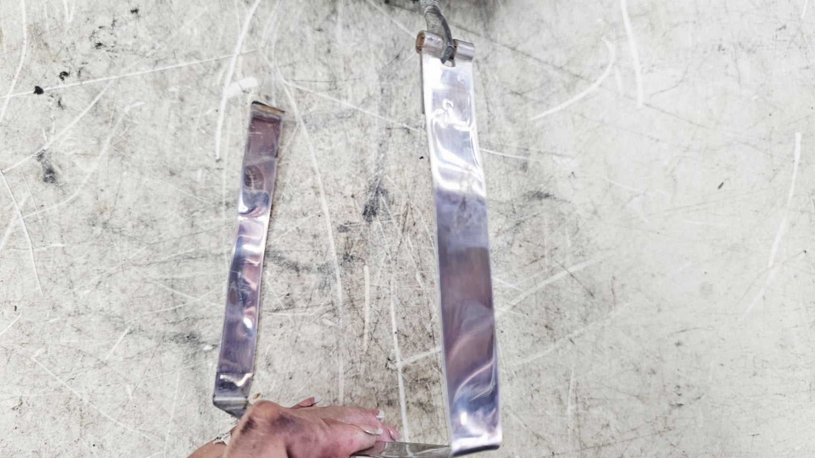 2001 Harley Davidson Sportster Battery Box Tray Holder Housing Mounting Bracket