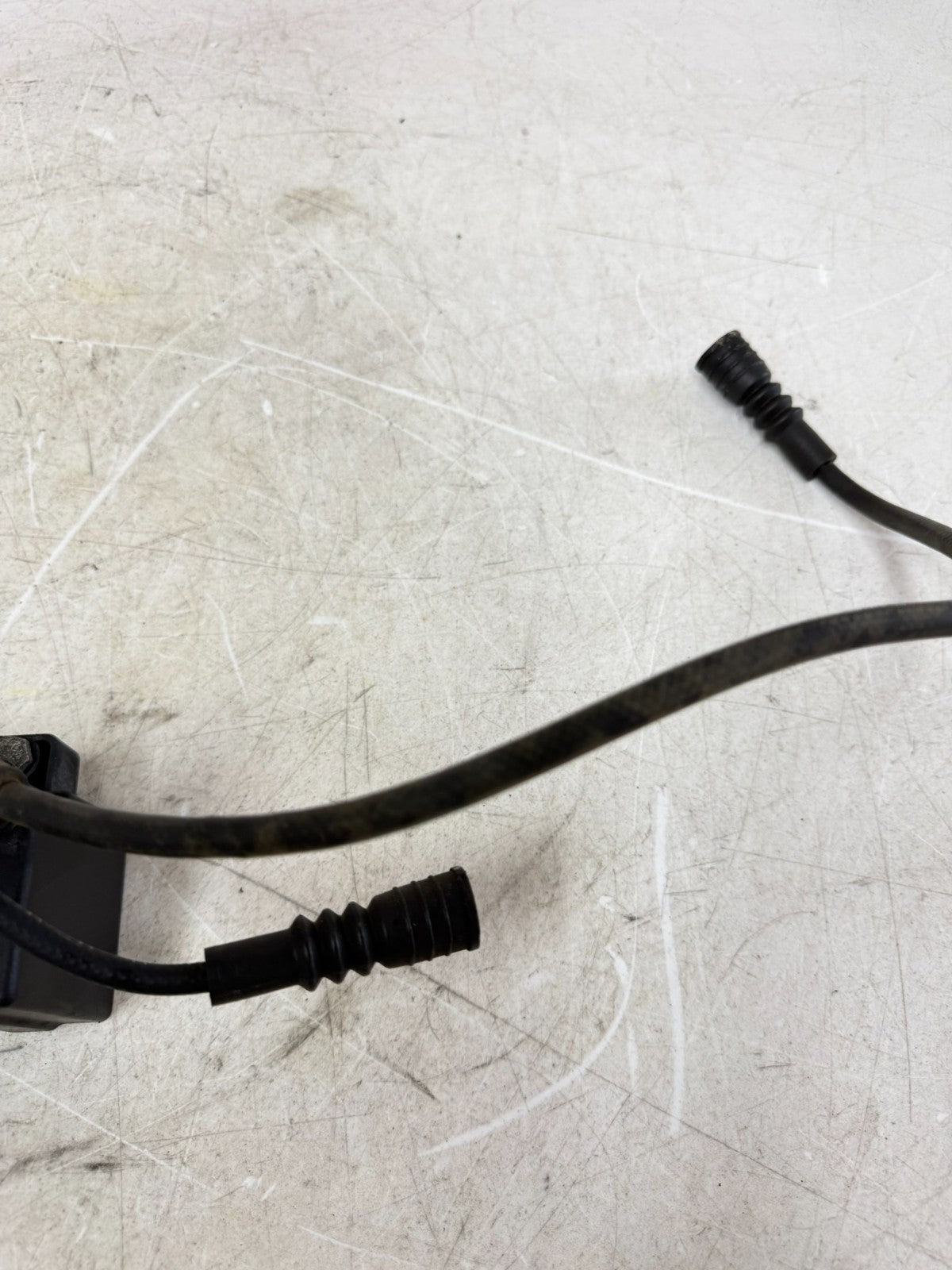 1995 HARLEY FLH ELECTRA GLIDE Ignition Coil Spark Plugs Wire 3 pin