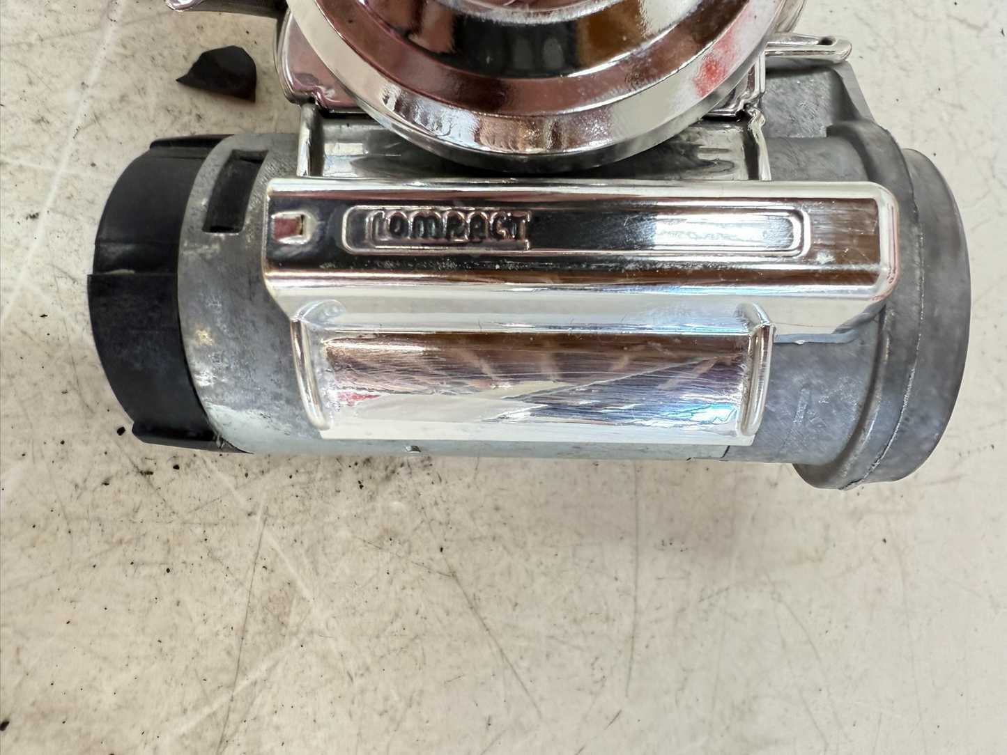 2003 HARLEY ELECTRA GLIDE Compact Mini Air Horn Chrome