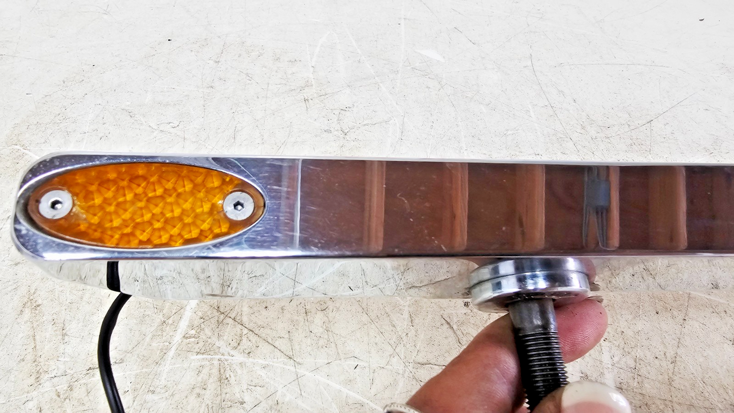 1993 HARLEY SOFTAIL Triple Tree turn signal Bar Chrome