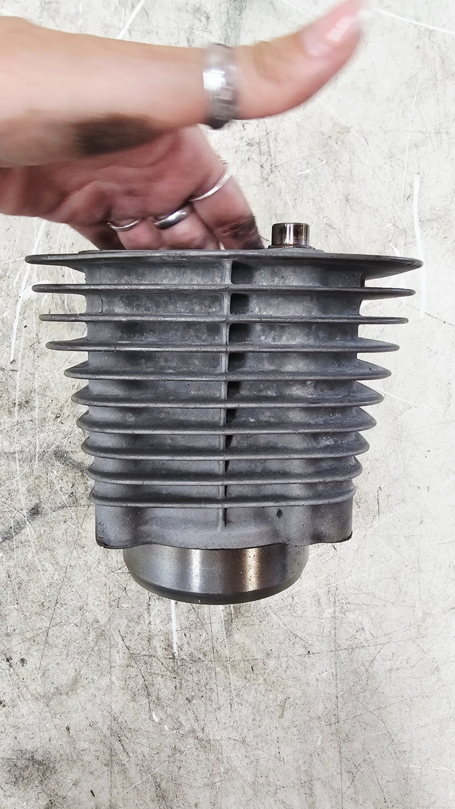 2001 Harley Davidson Sportster 883 Engine Motor Cylinders Jugs Piston top end