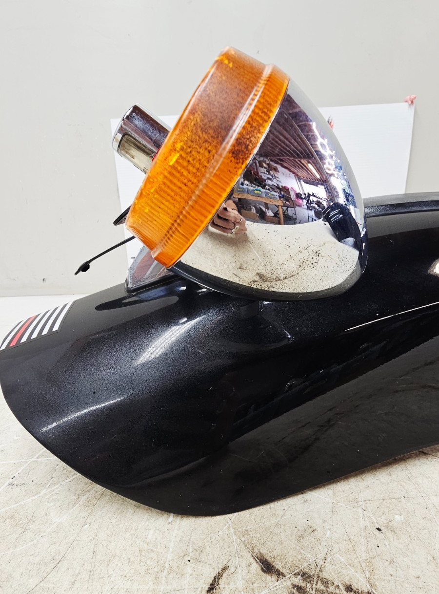 2000 HONDA VALKYRIE INTERSTATE Rear Back Fender Mudguard Turn Signal Light
