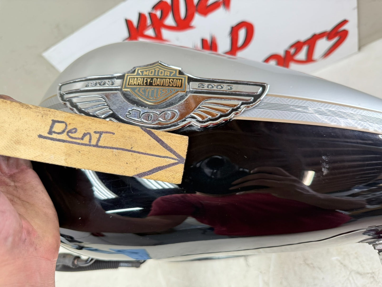 2003 HARLEY ELECTRA GLIDE Gas Fuel Tank Petrol w/ Badges 100th Anniversary