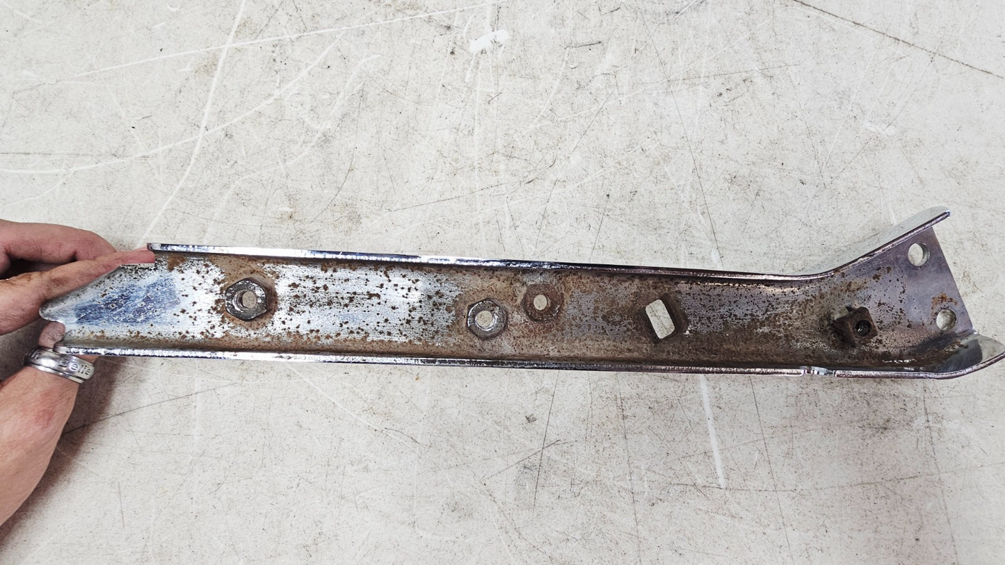 1996 HARLEY FLH ELECTRA GLIDE Left Right Chrome Saddlebag Guard Frame Bracket