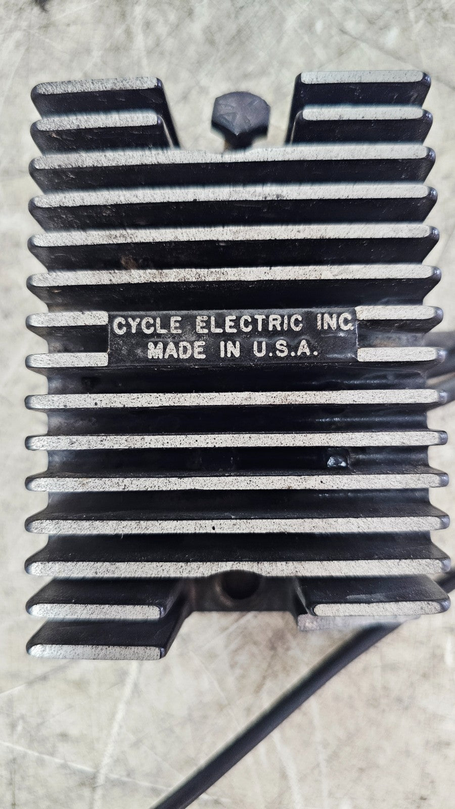 1990 Harley FXR FXRT FXRD FXRS FXLR FXRC Voltage Regulator Rectifier 12V Evo