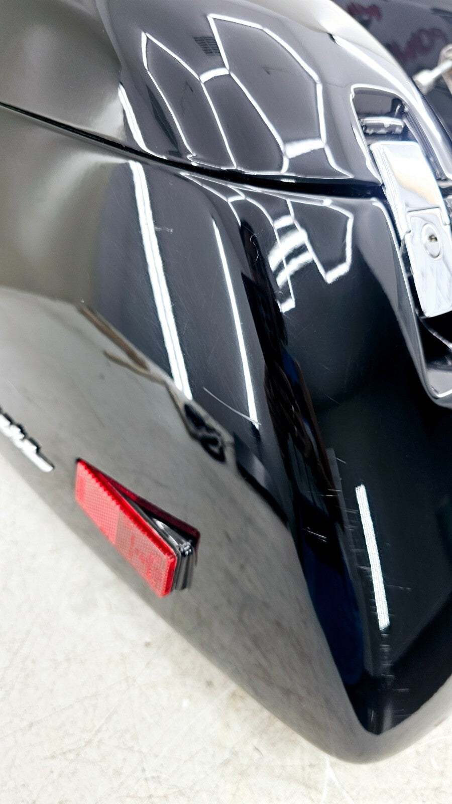 1999 HONDA VALKYRIE INTERSTATE Saddlebag Hard Left Right Mounting Bracket Frame