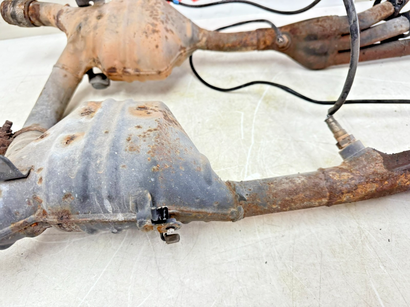 2002 Honda Goldwing GL1800 Exhaust Header Pipes Left Right Set