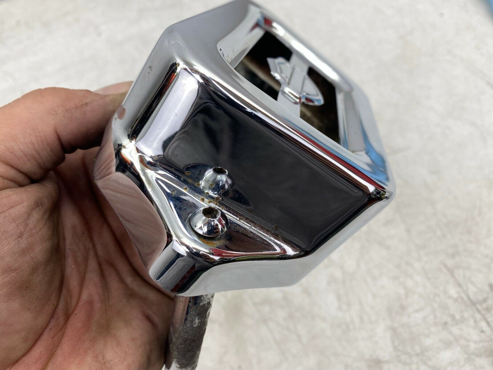 2003 HARLEY DAVIDSON FLH Electra Glide Voltage Regulator Chrome Cover Guard