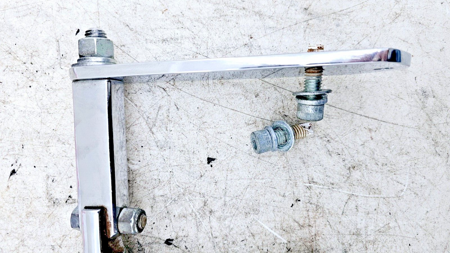 1999 HARLEY DYNA CONVERTIBLE Chrome Front Highway Forward Pegs MTG Bracket