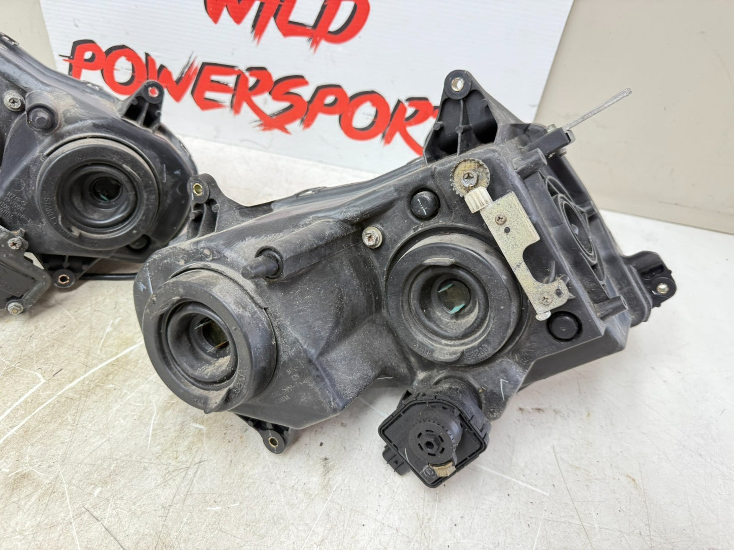 2002 Honda Goldwing GL1800 Front Headlight Left & Right Head Light Lamp