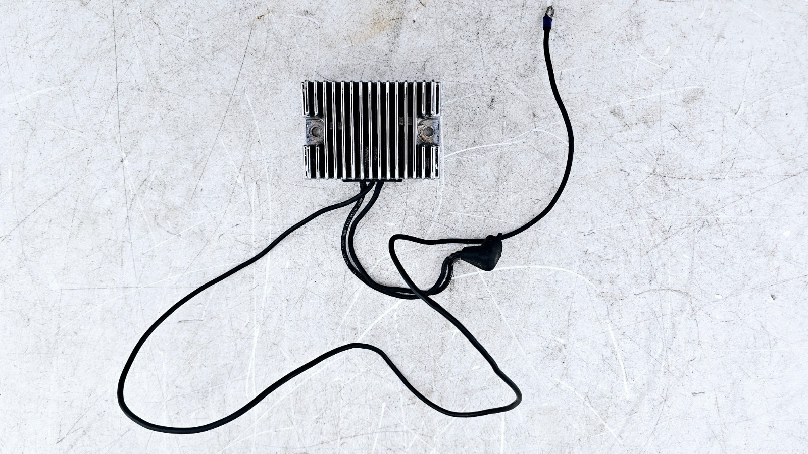 1988 HARLEY SOFTAIL OEM Chrome Voltage Regulator Rectifier