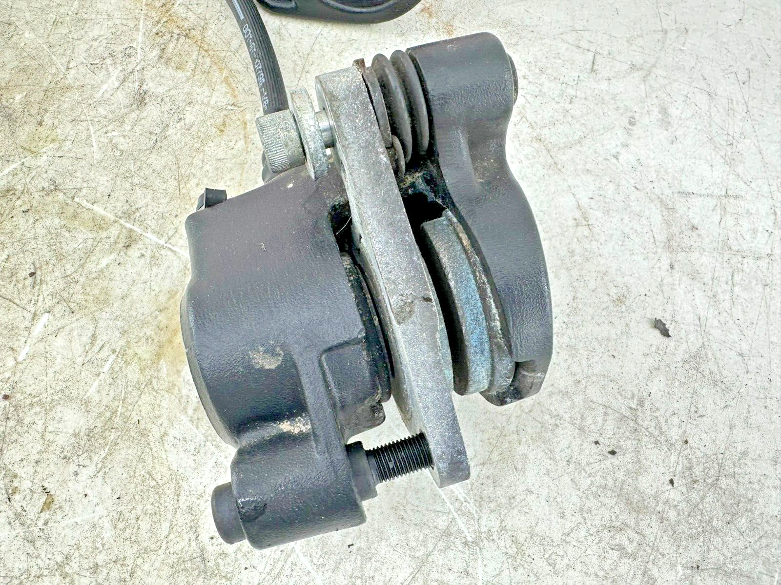 1997 HARLEY DYNA 99 Down Dual Caliper Hose + 11/16 Master Cylinder