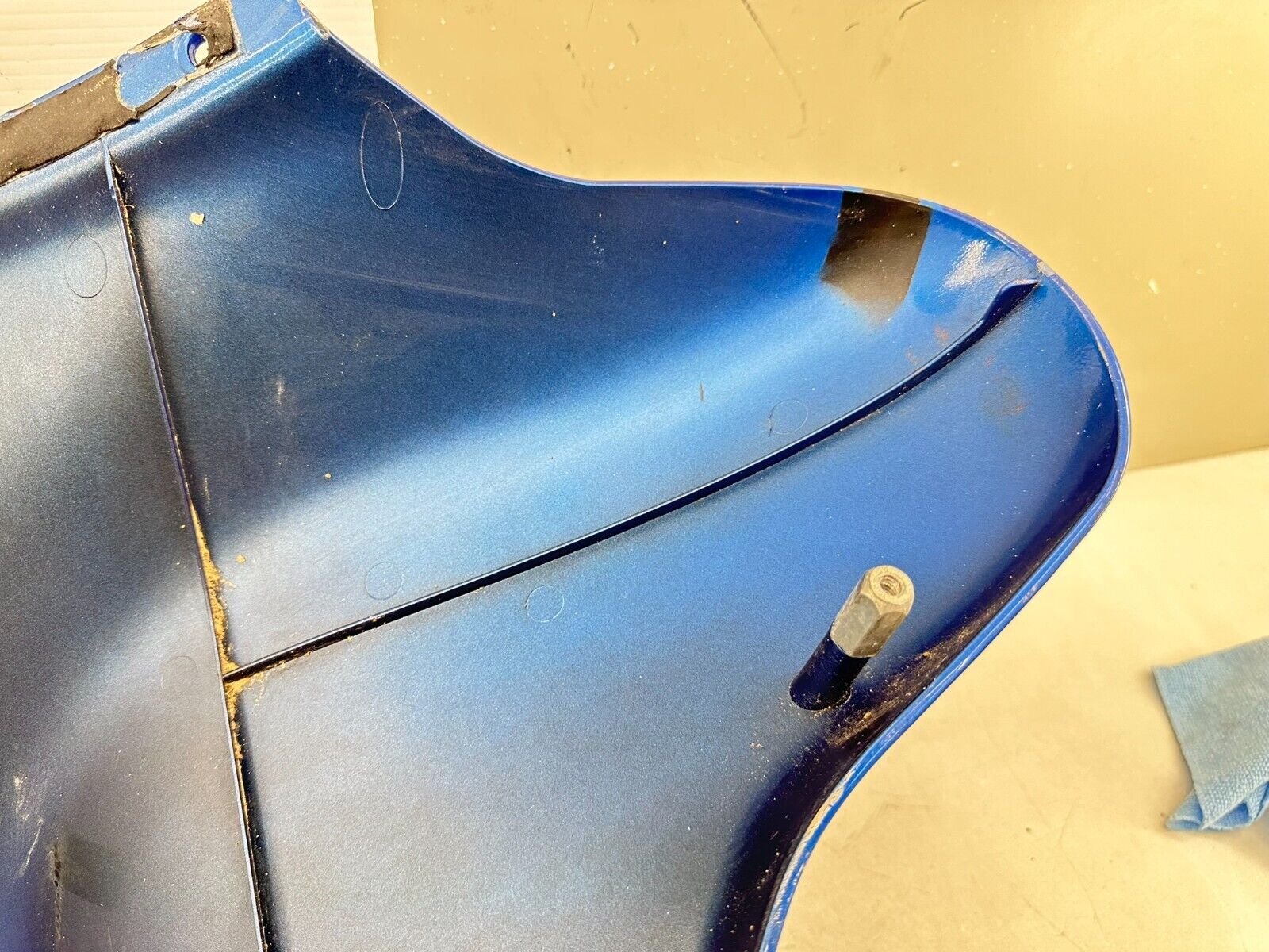 2007 Harley Electra Glide CVO Outer Batwing Fairing Cowl Lightning Blue Pearl