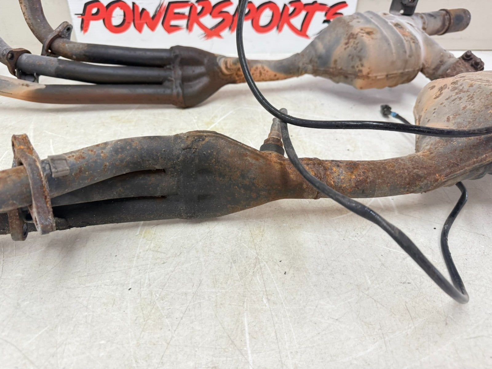 2002 Honda Goldwing GL1800 Exhaust Header Pipes Left Right Set